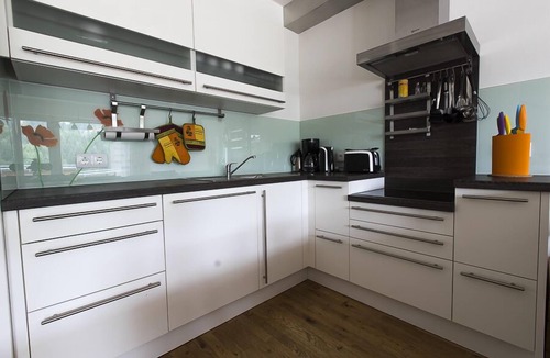 Sonnenalpe Nassfeld Apartment | Apartment for up to 8 people. directly on the slopes, sauna, 3 bedrooms, 2 bathrooms, underground parking