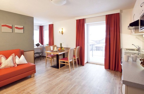 Mathon Apartment | Beautiful apartment for 4 people with WIFI, TV, balcony, pets allowed and panoramic view