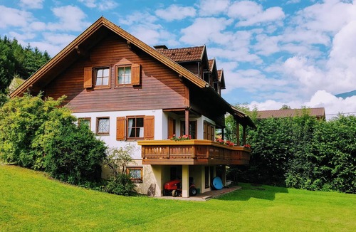 Altossiach House | Private lake house Ossiachersee Own bathing jetty - 4 bedrooms | 6 guests