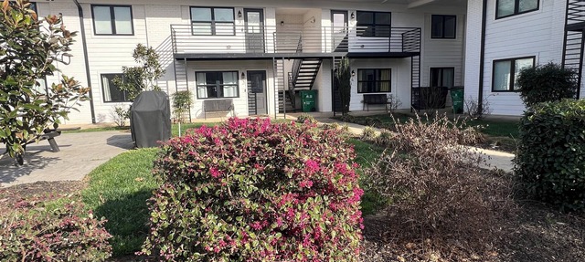1 Bedroom Apt3 very close to Uptown Charlotte and Novant Presbyterian in Charlotte