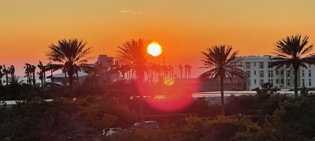 2 Master Bedrooms, Large Upper Deck Kitchen, 4 Bikes Included Pet Friendly in Seacrest Beach