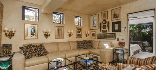 Banker's Hill "The Carriage House" Lower Unit. Pets welcome and near Balboa Park in San Diego