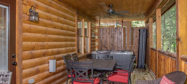 Black Bear Getaway in Pigeon Forge
