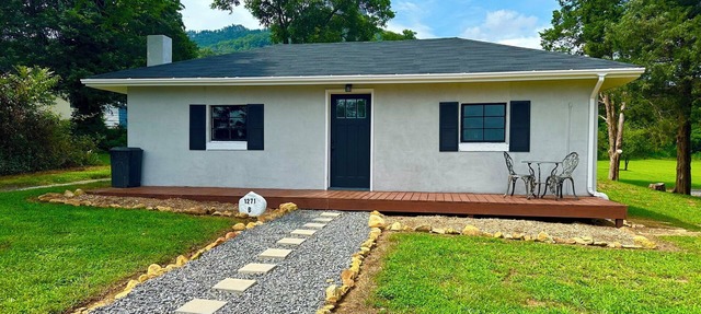 Cottage at Pilot Mountain in Pinnacle