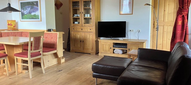 Country-style apartment with mountain views and close to the slopes in the Zille in Krimml