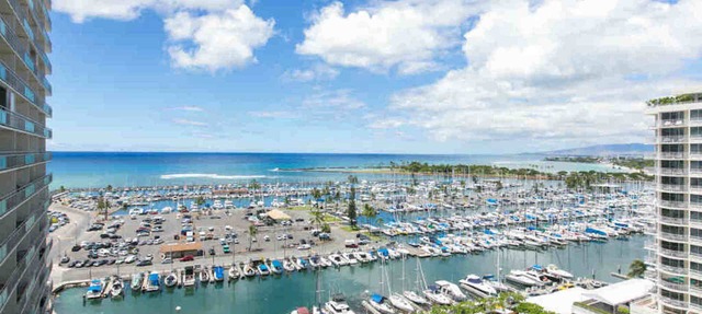Deluxe Waikiki Ocean Front Suite - Ilikai in Honolulu