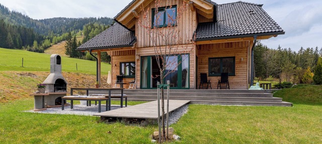 Detached chalet at the slopes with sauna in Hohentauern