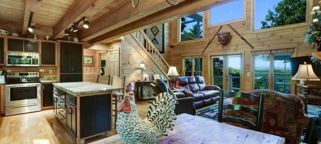 Hot Tub & Scenic Mountain Views, Game Room in Mineral Bluff