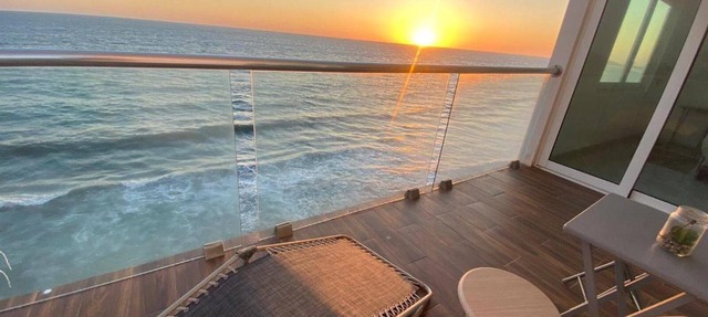 Lovely 2 bedroom oceanfront condo in Mazatlan in Mazatlán