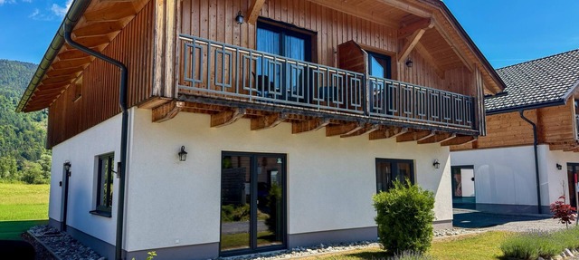 Lovely holiday home on park near ski resort in Rattendorf