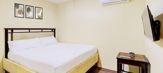 Luxury Deluxe DBL Retreat W/Free WiFi and Parking in Batam