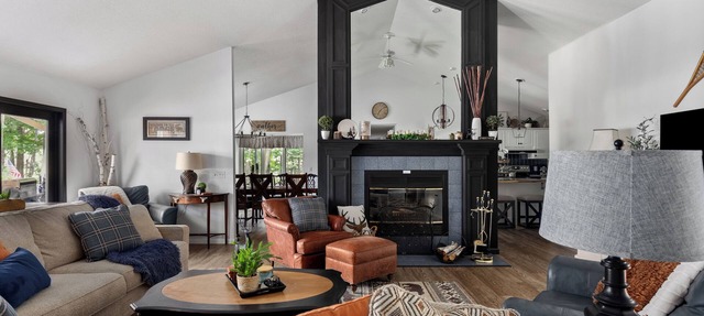 Luxury Up North Villa: Hot Tub, Sauna & Game Room & Resort Access in Gaylord