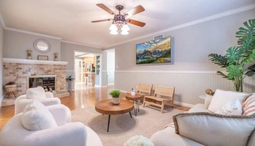 #Marbella Lane - Charming 4BR Bungalow for Relaxing Retreat in Fullerton