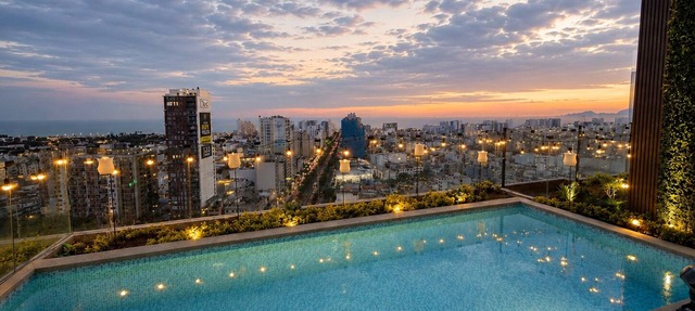 Modern apartment with panoramic views, on the corner of San Isidro Street and just steps from the Costa Verde in Lima