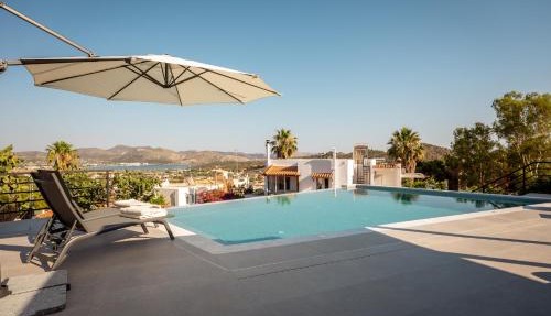Nicolas Villa in Anavyssos
