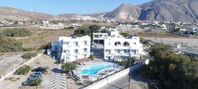 Nostos Studios in Perivolos