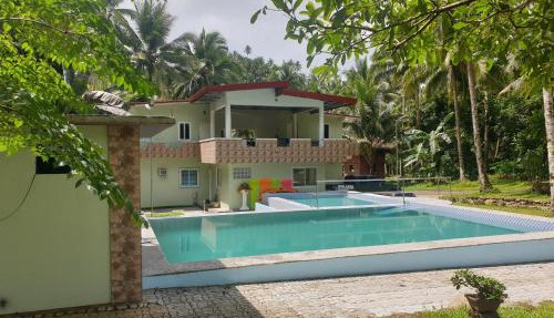 Pentaqua -Dineros Guest House in Irosin