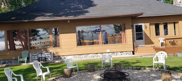 Private Lakefront Cottage in Sandy Hook