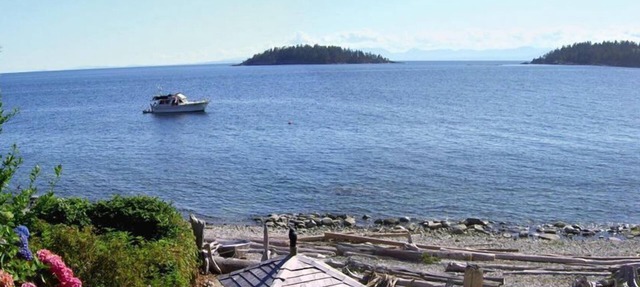 Sechelt Oceanfront Suites in Sechelt