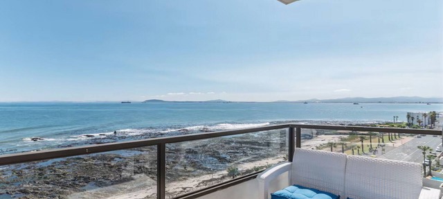 Secure One Bed | Uninterrupted Ocean Views in Cape Town