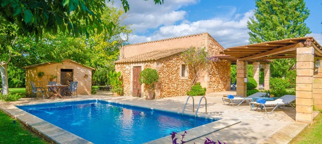 SES TENDES - Villa with private pool and beautiful garden. Free WIFI in Algaida