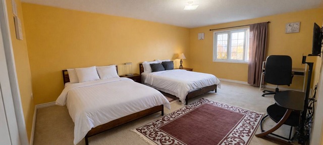 Spacious 2-Bed Suite w/Private Bath, TV & Walk-In Closet—Brampton Shared Home! in Brampton