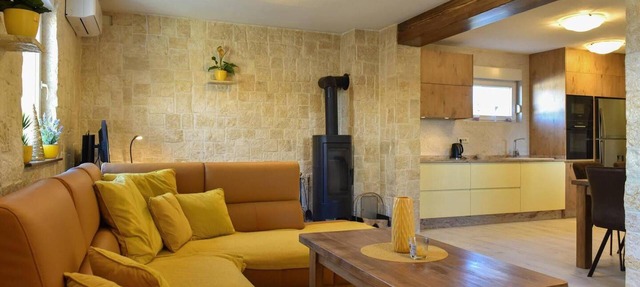 Stone House Captivating Villa in Pridraga, Zadar in Novigrad
