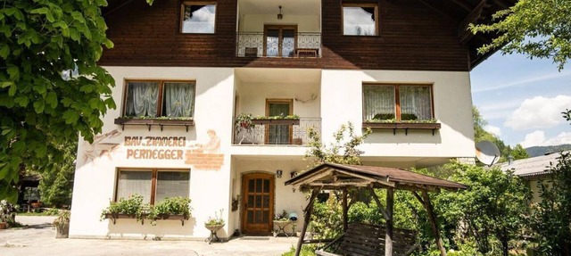 Vacation Rental 1/1 Bedroom/Shower, Toilet - Pernegger Vacation Home in Hinterstoder