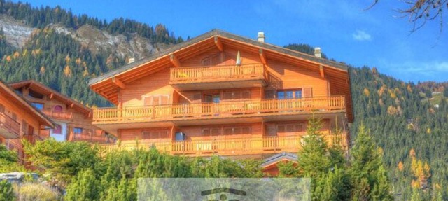 Very nice and spacious apartment with big balcony offering you a magnificent view on the valley of t in Anzère