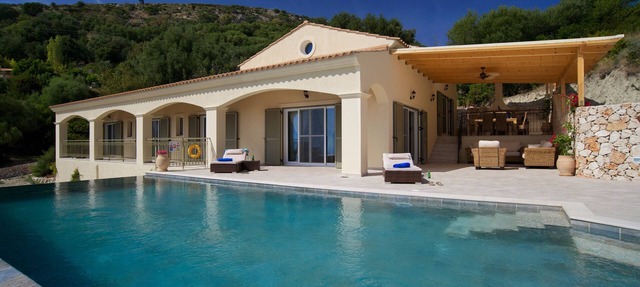 Villa Asteri - Secluded Location, Panoramic Sea Views, Large Infinity Pool. in Kefalonia