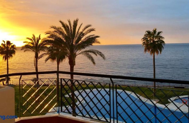MI Capricho A15 Beachfront Apartment in Mijas