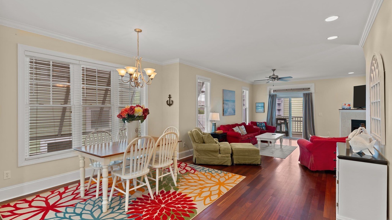 Photo of Livingroom in Wilmington Beach