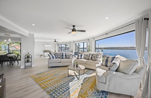 South Mission Beach Condo | Newly remodeled- Panoramic Views- Last Minute Discount
