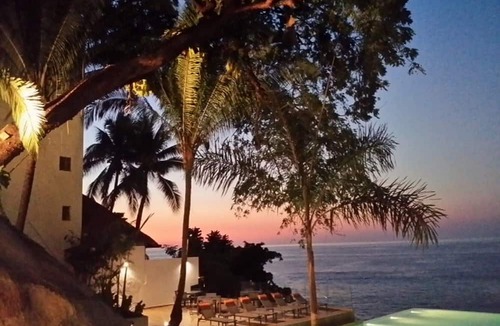Amapas Condo | Beachfront Condo, Spectacular View, 2 BR/2 BA Large, New, Quiet and Secure.